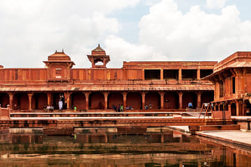 Day Trip to Agra Taj Mahal with Fatehpur Sikri from Delhi.