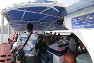 Phi Phi Island Tour by Cruise