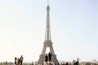  CDG Transfer with Eiffel Lunch Cruise with la Vallee village 1