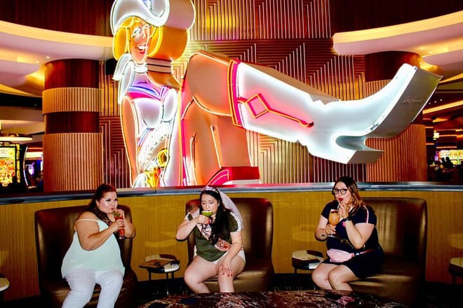 Bonkers Bites & Brews Fremont Guided Tour with Photos