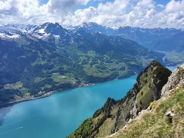 Guided Hiking Day Trip from Zurich to Leistkamm Ridge