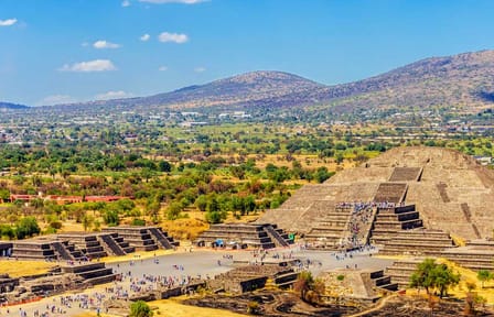 Cultural Tour of Teotihuacan, Guadalupe Basilica, and Tlatelolco