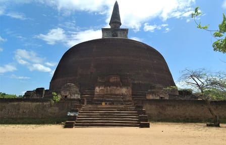 Polonnaruwa Ancient City Day Tour from Sigiriya