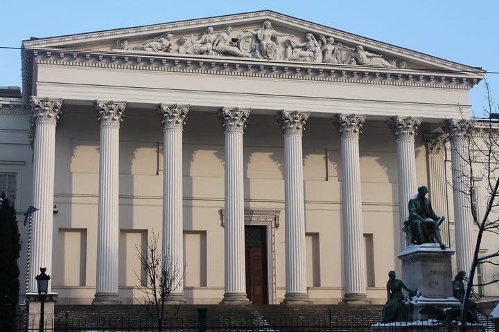 Budapest Self-Guided Audio Tour 4