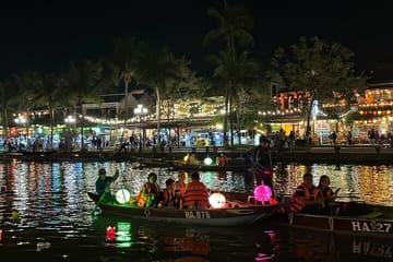 Entry Ticket: 45 minutes Traditional Boat trip on Hoai River