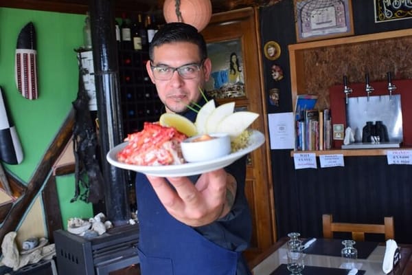 Gastronomic Experience with King Crab and Lunch in Puerto Almanza from Ushuaia