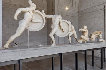 Königsplatz Walking Tour: History and Resilience in Munich