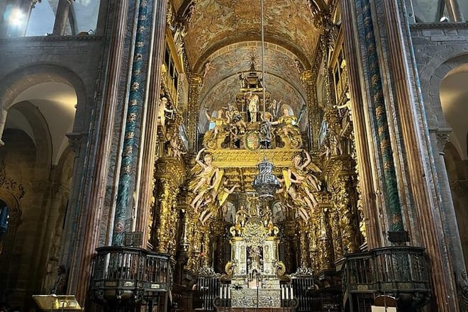 Guided tour Old town, Cathedral and Museum photo 4