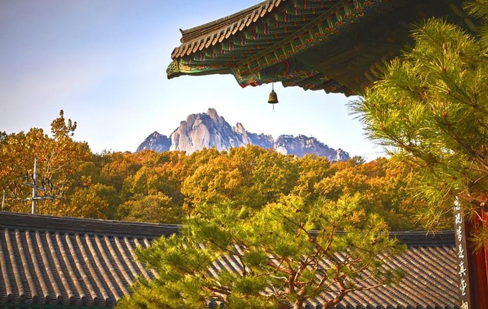 Bukhansan Mountain Hiking Private Tour including Jjimjilbang & Spa,Korean BBQ