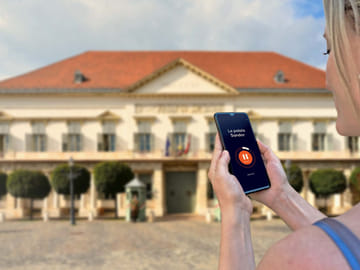 Visit Budapest on your own: Discover the history of Buda and Pest on your mobile.