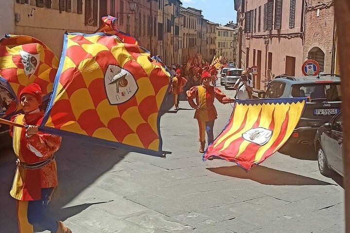 PRIVATE TOUR: Pisa & Siena in one day with Wine tasting & Lunch in Chianti