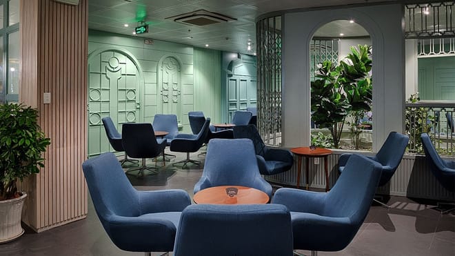 AIRPORT LOUNGE - TAN SON NHAT INTERNATIONAL AIRPORT photo 3