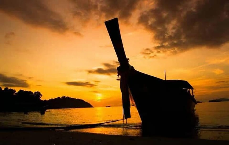 Sunset Dinner Tour of 7 Islands by Longtail Boat in Ao Nang