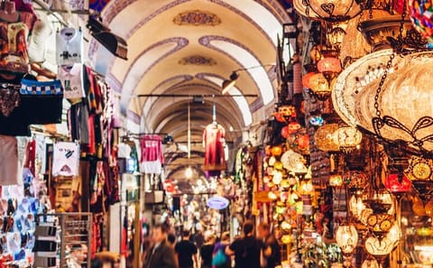 Istanbul Culinary Tour: Discover Street Food Across Two Continents