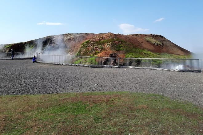 Crater and Waterfalls Private Tour from Reykjavik 8