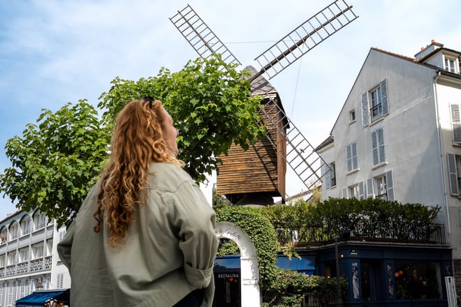 Paris Montmartre Walking Tour: Art & Rebel Legacy - Small Group
