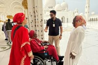 Sheikh Zayed Grand Mosque Tour with Buffet Lunch From Dubai 3