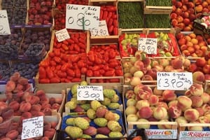 Food Point of Sale Tour and Italian Cooking Class in Milan