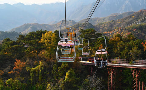 All Inclusive Mutianyu VIP Pass Tour with Lunch Overlooking the Wall