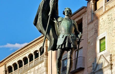 Segovia Guided Tour of Medieval Streets and Romanesque Sites