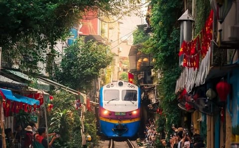 Cultural Tour of Hanoi: 3 Days, 2 Nights with Puppet Show