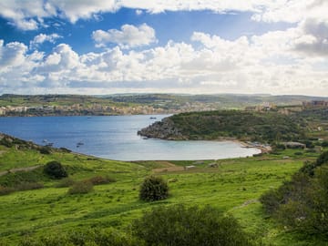 Afternoon Valletta Harbour Cruise and Free Time In Sliema (Including Guide and Transport)