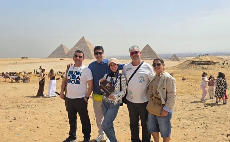 Giza Pyramids, Saqqara & Memphis Day Tour