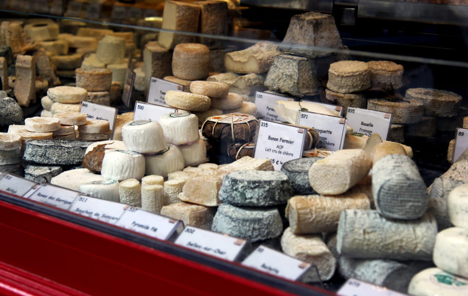 Gourmet Culinary Tour in Paris' 7th District Near Eiffel Tower