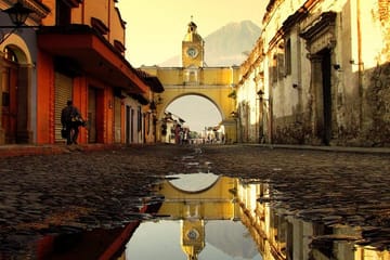 Antigua Guatemala and San Salvador Cultural Day Tour