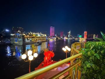 Ho Chi Minh City Night Tour by Double-Decker Bus and Cruise