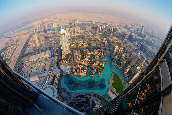 Burj Khalifa Ticket with The Roof Top Meal in Dubai