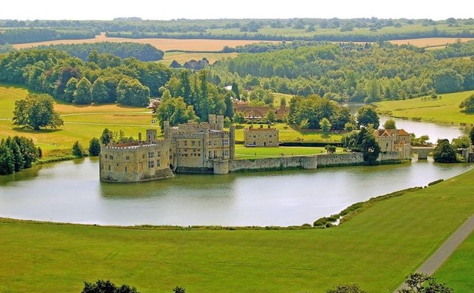 Private Tour of Kent's Iconic Sites: Canterbury, Dover, Leeds Castle