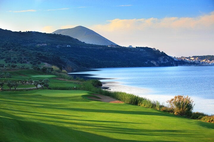 Private Transfer from Costa Navarino to Athens 10