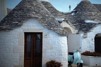 Round trip tour from Naples to Alberobello with a 2-hour visit 1
