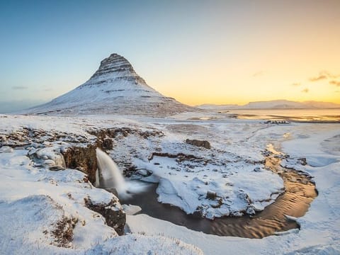 Snæfellsnes Peninsula and Stykkishólmur Day Tour guided in Chinese冰岛斯奈山中文一日团, photo 2
