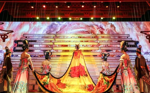 Xi'an Day Tour of Huaqing Palace and Tang Hot Springs