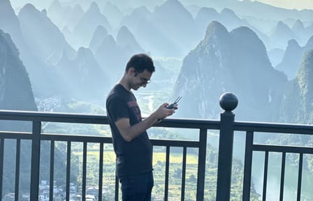Sunrise Tour at Xianggong Hill in Yangshuo/Guilin