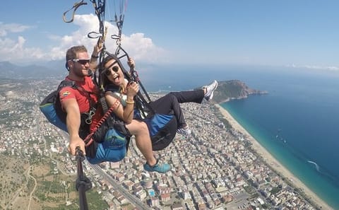 Paragliding and City Tour in Alanya with Antalya Transfer