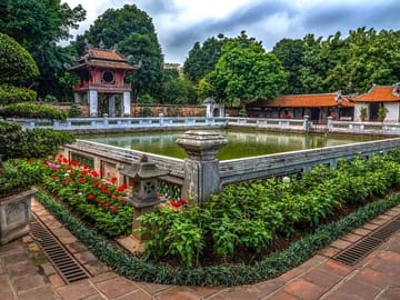 Hanoi City Tour with Pickup, Lunch, and Key Attractions