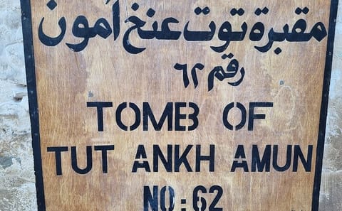 Private Tour of Tutankhamun's Tomb and Dendera Temple