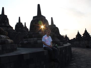 Borobudur sunrise tour