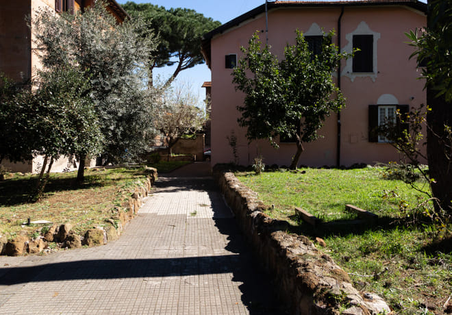 Appian Way and Caffarella Valley: Nature , Culture and Gastronomy