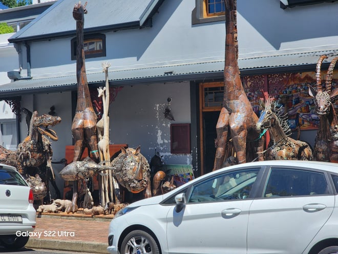 CAPE TOWN  :FULL-DAY  WINE  TASTING TOUR WITH  WINE  TRAM - Photo 14