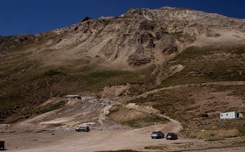 Private Day Tour to Colina Hot Springs in Cajón del Maipo