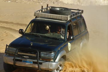 3-Day Adventure Tour to White Desert and Bahariya Oasis from Cairo