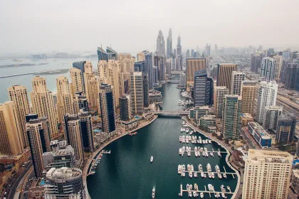 Zipline Experience in Dubai Marina with Private Transfers