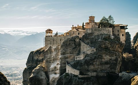 2-Day Tour to Delphi & Meteora with Guide and Tickets From Athens