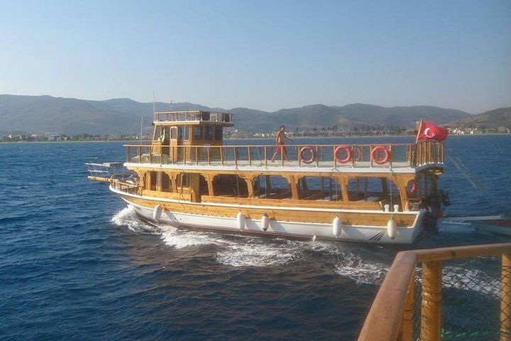 Boat excursion
