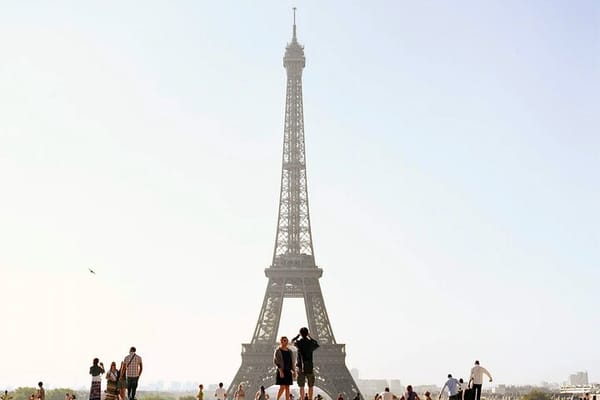 Full Day Tour Giverny, Versailles & Eiffel with Private Pick up