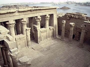 Luxor: Sound and Light Show at Karnak Temple with Transfers